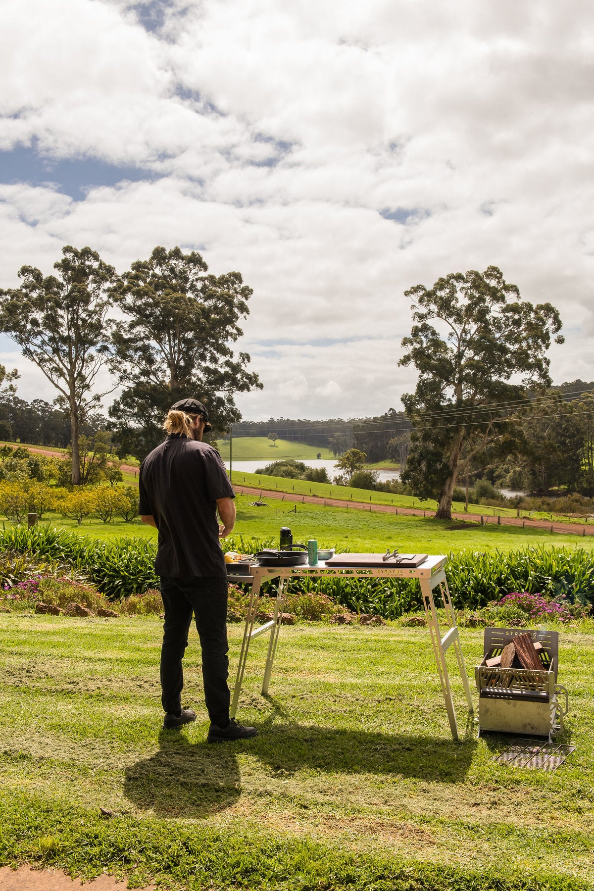 Chef Glen at his Stratus Outdoors cooking station on the farmhouse lawn